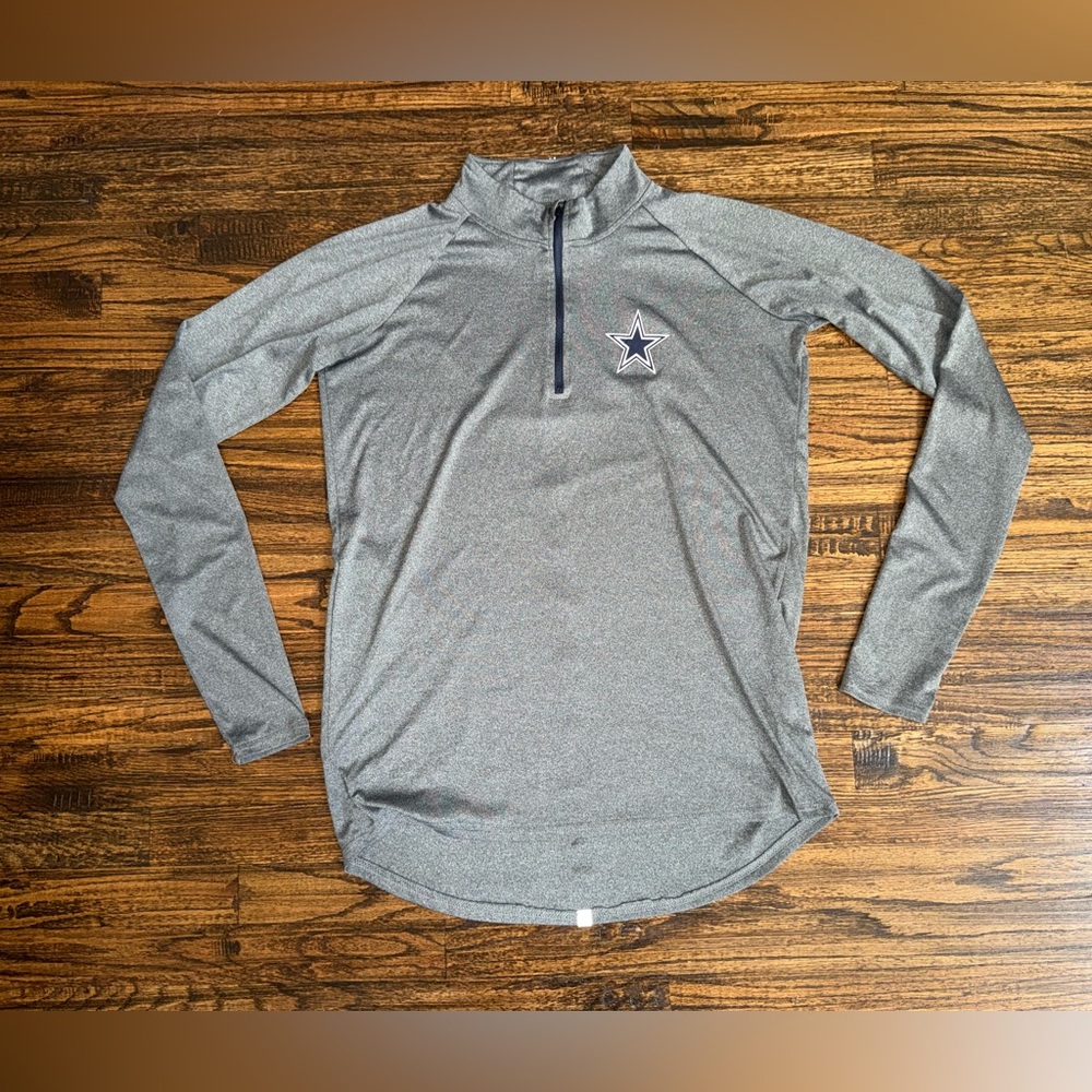 Dallas Cowboys 1/4 Zip Raglan Pullover Slim Fit Activewear Heather Grey Size L